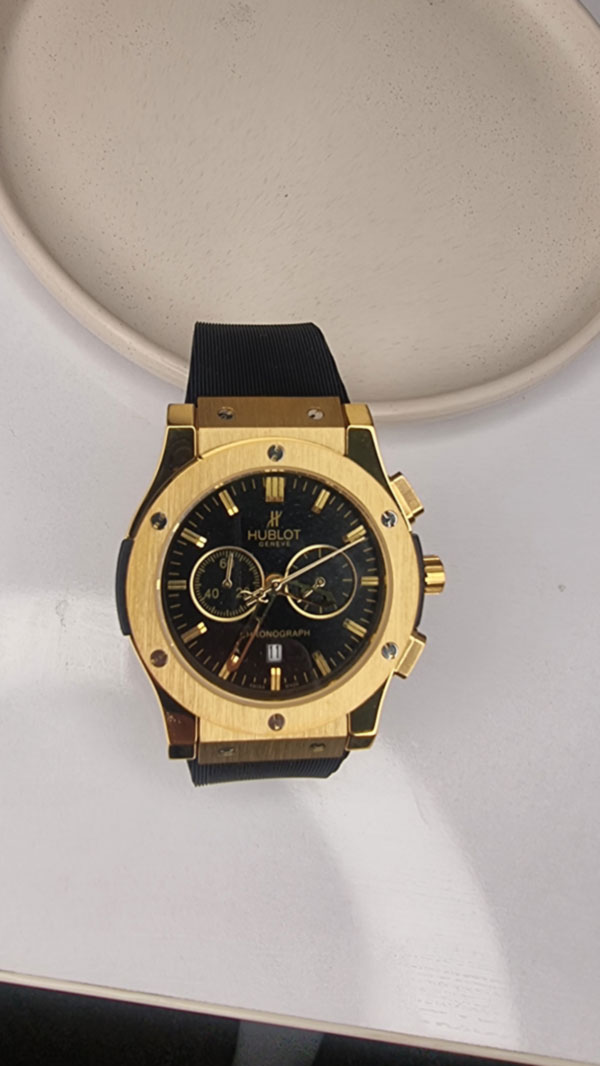 ساعت مچی مردانه هابلو(هابلوت) کرنوگراف کلاسیک طلایی با بند رابر مشکی